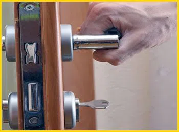 Metro Locksmith Services Libertyville, IL 847-461-3867 - 7-lock-installation