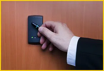 Metro Locksmith Services Libertyville, IL 847-461-3867 Metro Locksmith Services Libertyville, IL 847-461-3867 - 8-commercial-locksmith-store